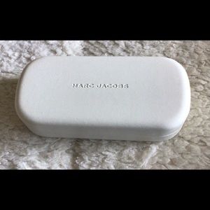 Marc Jacobs Clamshell Eyeglass Sunglass Case
